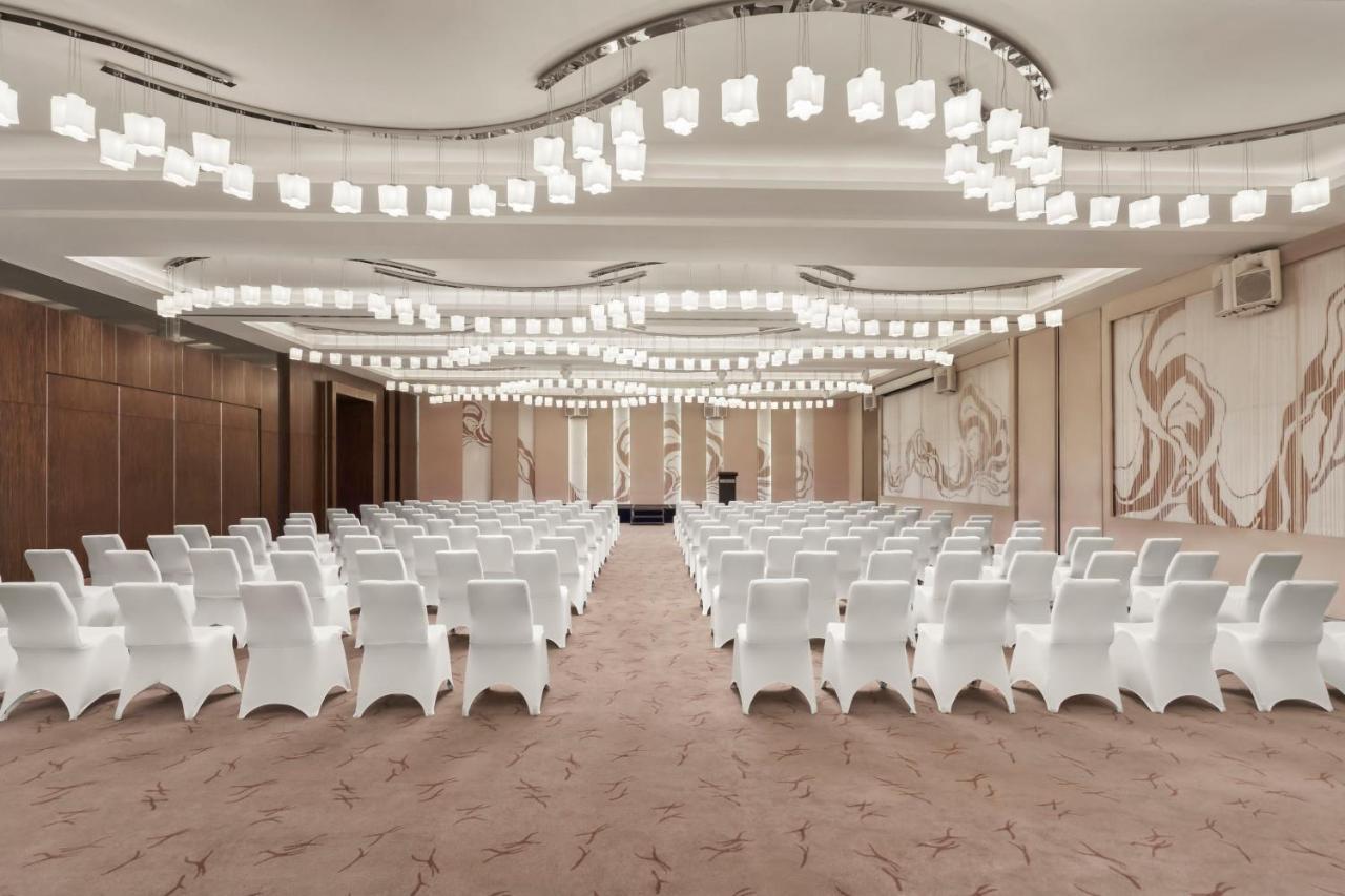 Le Meridien Saigon Khách sạn