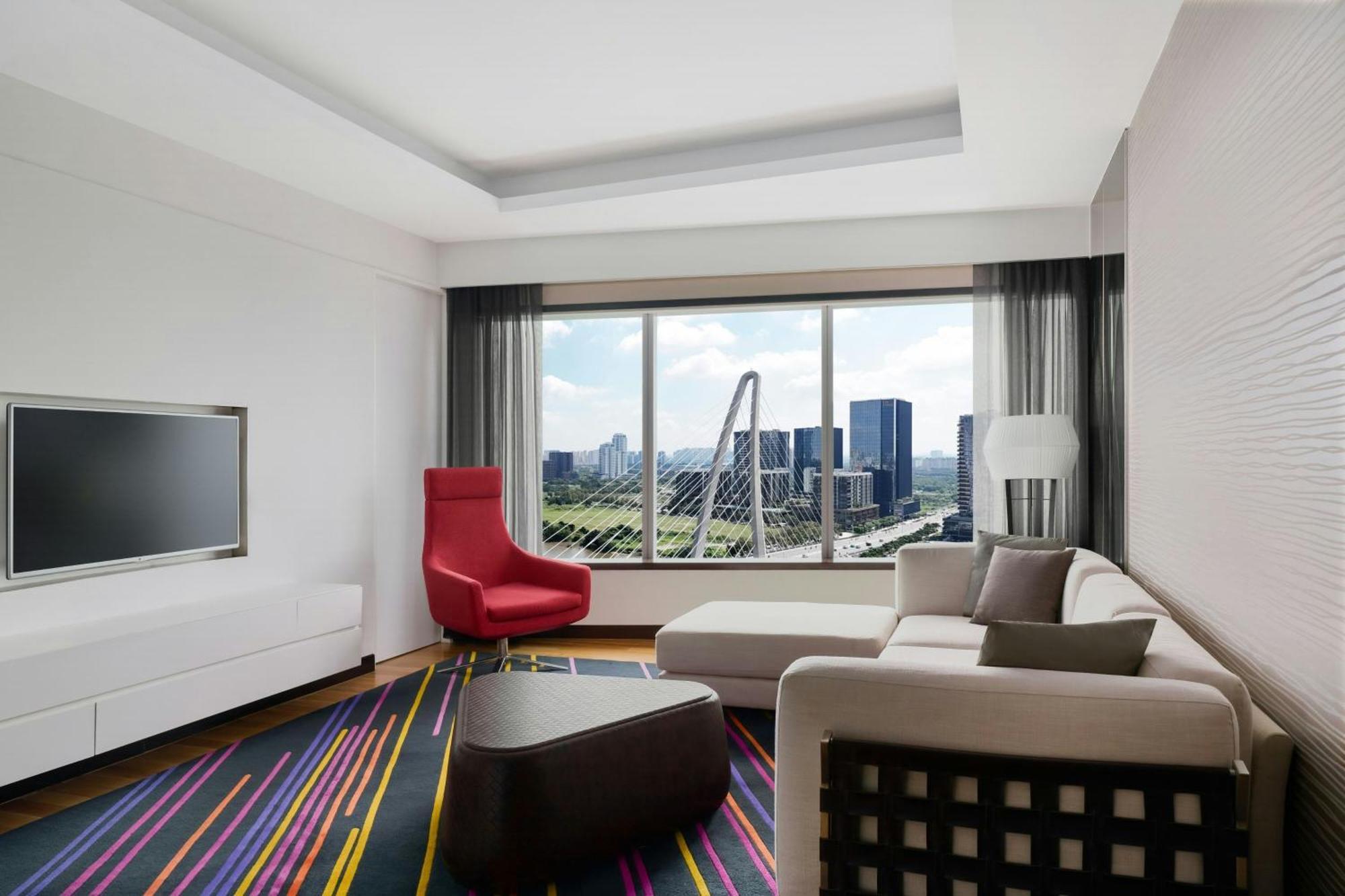 Le Méridien Saigon Hotel
